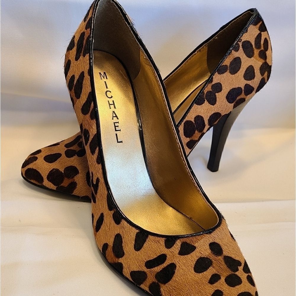 MICHAEL leather upper animal print pumps sz 6 1/2M - Picture 1 of 3